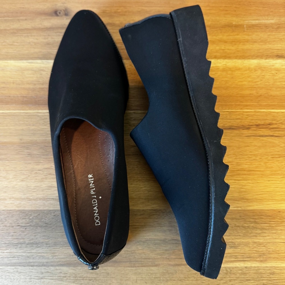 Donald J Pliner Belfast-D Women 9 M Black Textile Leather Pointed Flat Loafers - Picture 15 of 15